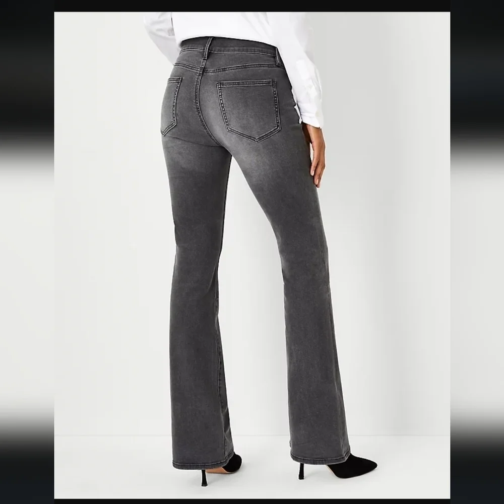 NWT Ann Taylor Curvy Fit Slim Boot Jeans Size 4 Tall Vintage Gray Wash